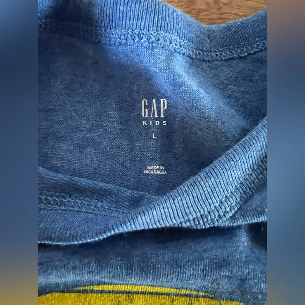 Gap Kids Size Large NWT Super Mario shirt